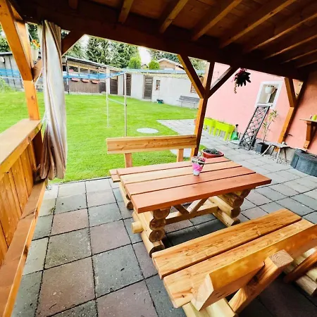 Gemuetliche Wohnung In Gruenhainichen Erzgebirge Grunhainichen Buitenkant foto