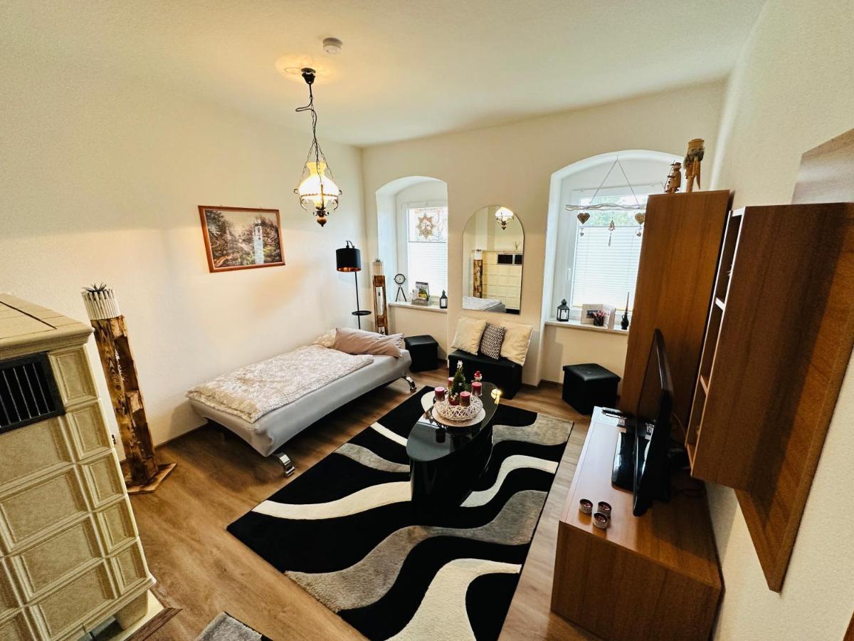 Apartment Gemuetliche In Gruenhainichen Erzgebirge *