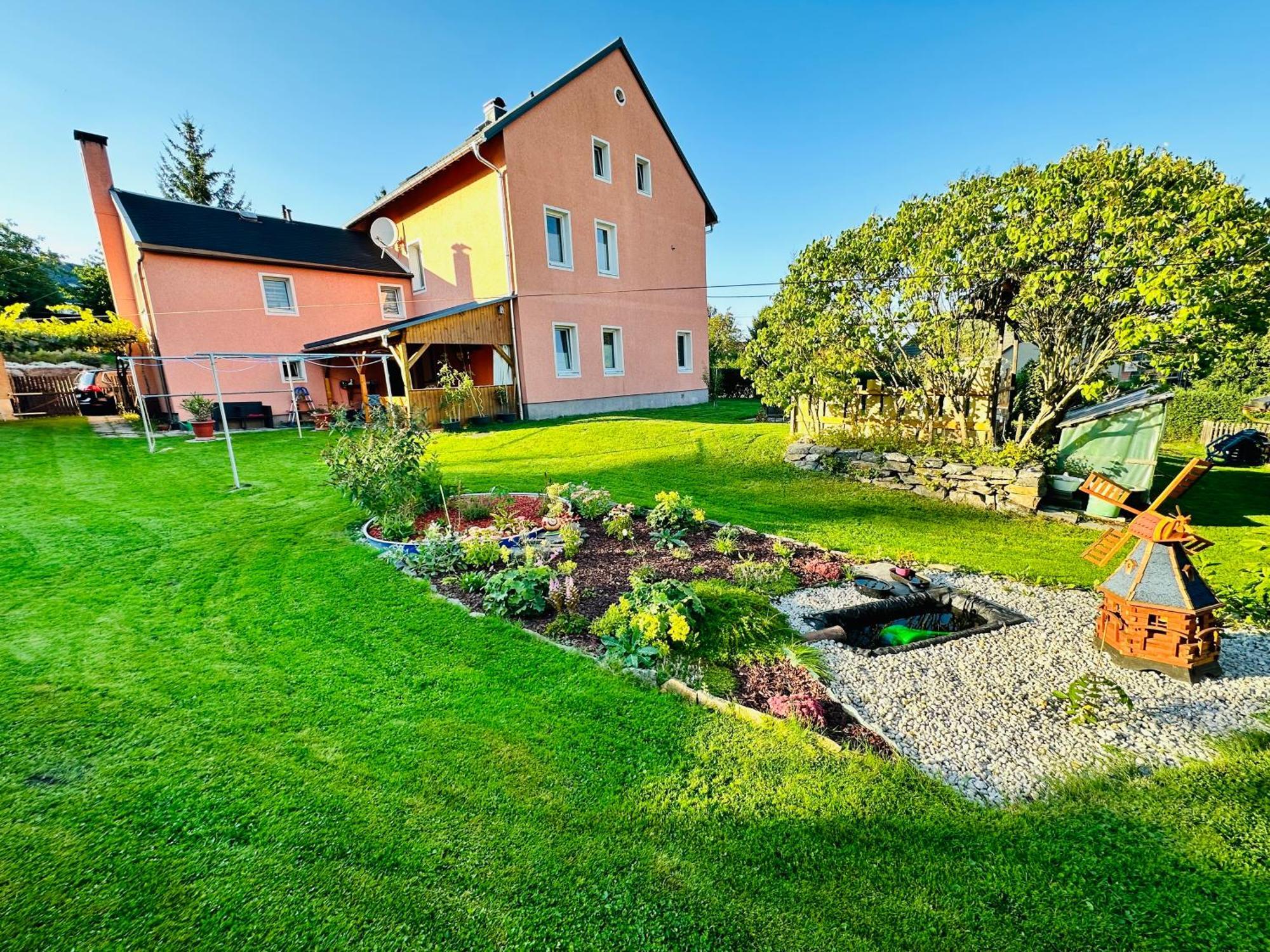 Apartment Gemuetliche In Gruenhainichen Erzgebirge *